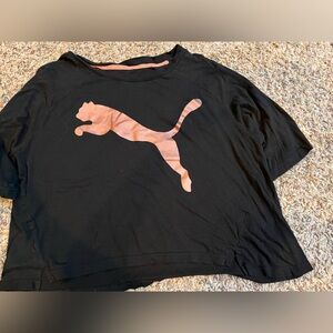 Cropped Black Puma tshirt